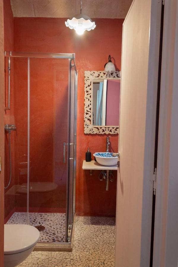פולינאנו א מארה Albergo61 - Centro מראה חיצוני תמונה