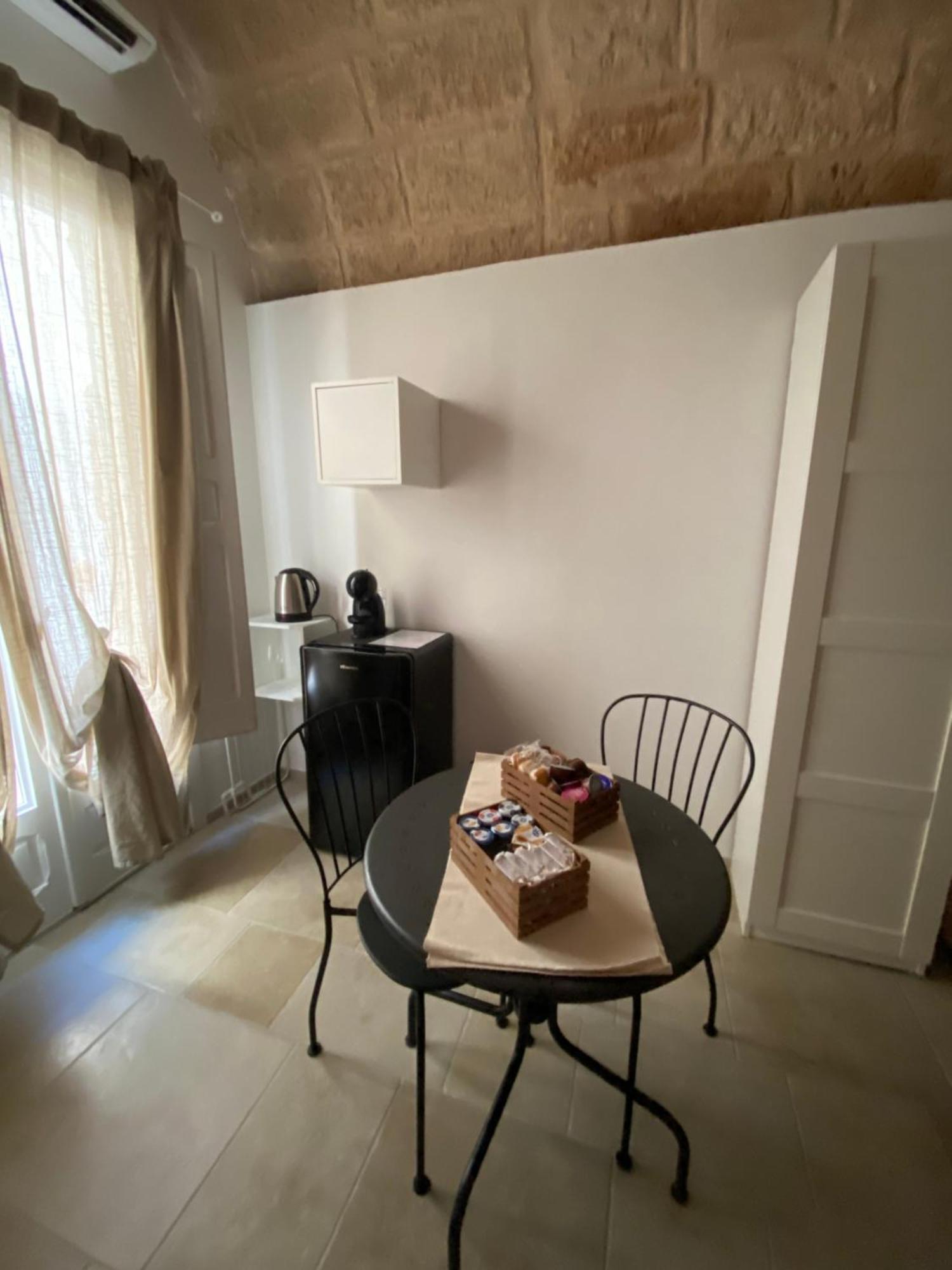 פולינאנו א מארה Albergo61 - Centro מראה חיצוני תמונה
